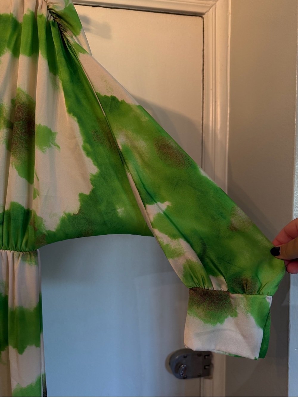 Green abstract print Maxi Dress - Picture 6 of 6